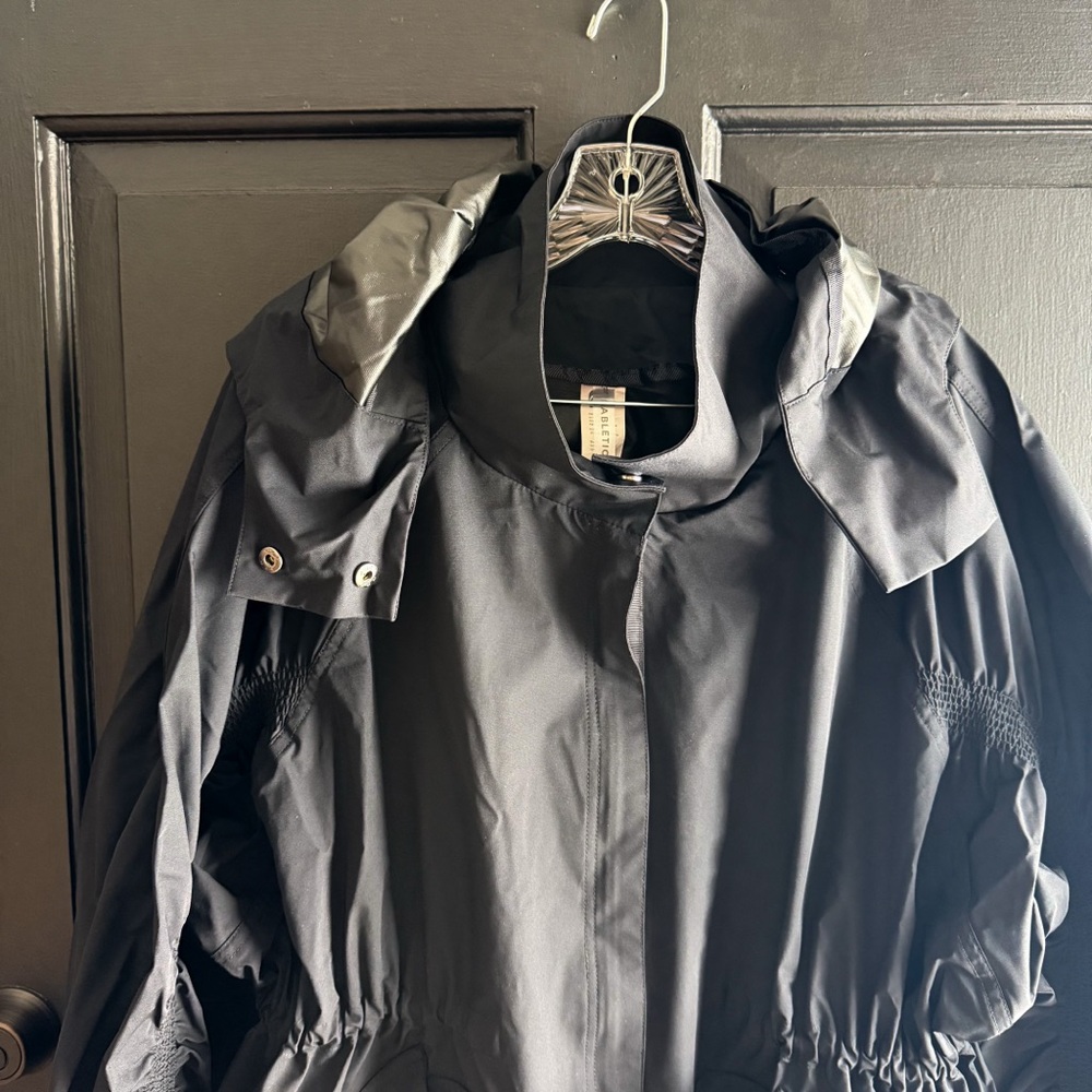 Fabletics Black Jacket - Picture 2 of 9